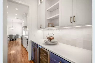 319 E 26th Street, Houston, TX 77008 - Photo 15