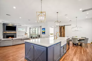 319 E 26th St, Houston, TX 77008 - Photo 19