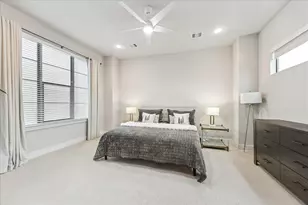 5644 Darling St, Houston, TX 77007 - Photo 9