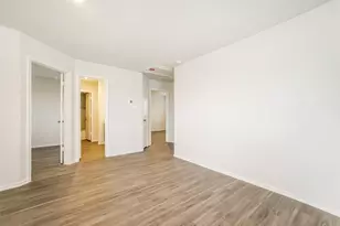 1228 Narrow Hts Dr, Conroe, TX 77301 - Photo 9