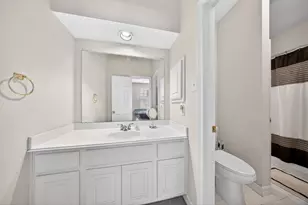 4314 N Pine Brook Way, Houston, TX 77059 - Photo 23