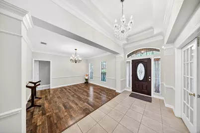 4314 N Pine Brook Way, Houston, TX 77059 - Photo 9