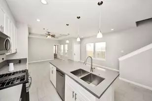 324 Gans St, Houston, TX 77029 - Photo 7