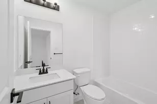 422 Monarch Trl, Huntsville, TX 77340 - Photo 23