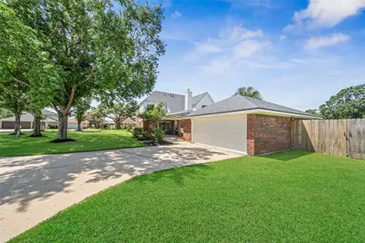 13786 S Puffin Lane, Willis, TX 77318 - Photo 41