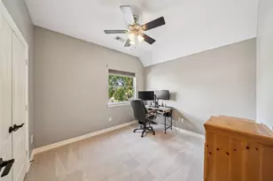 13786 S Puffin Ln, Willis, TX 77318 - Photo 37