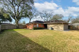 5619 Wood Creek Way, Houston, TX 77017 - Photo 19