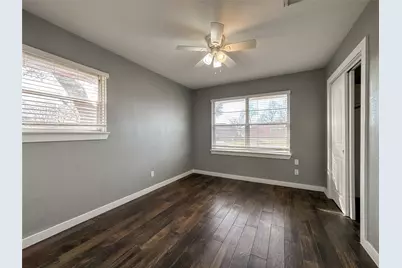 5619 Wood Creek Way, Houston, TX 77017 - Photo 9