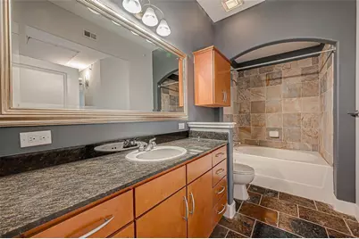 1901 Post Oak Boulevard #4409, Houston, TX 77056 - Photo 15