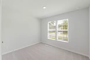 10711 Aston Ct, Bryan, TX 77801 - Photo 9