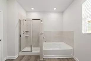 10711 Aston Ct, Bryan, TX 77801 - Photo 21