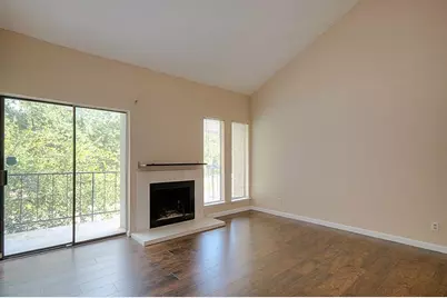 10811 Richmond Avenue #19, Houston, TX 77042 - Photo 5