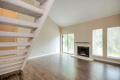 10811 Richmond Avenue #19, Houston, TX 77042 - Photo 7