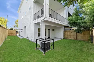 4127 De George St, Houston, TX 77009 - Photo 31