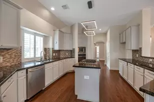 2315 Blue Water Bay Dr, Katy, TX 77494 - Photo 7