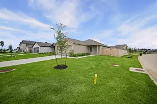 702 Umbrella Tree Dr, Magnolia, TX 77354 - Photo 3