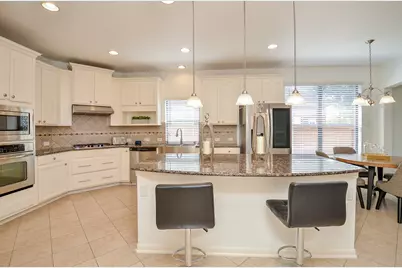 614 Coggins Point Way, Sugar Land, TX 77479 - Photo 17