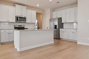 1035 Rosewood Trl, Beasley, TX 77417 - Photo 9