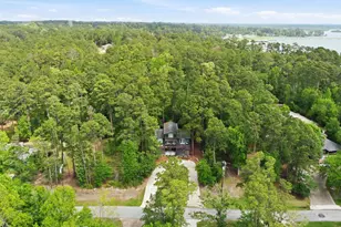 213 Lakefront Dr, Onalaska, TX 77360 - Photo 39