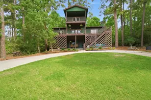213 Lakefront Dr, Onalaska, TX 77360 - Photo 1