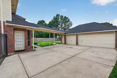9015 Newburgh Drive, Houston, TX 77095 - Photo 33