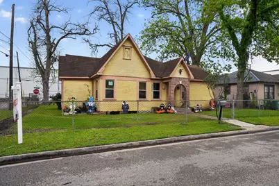 2621 Eastman Street, Houston, TX 77009 - Photo 11