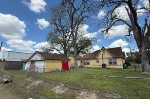 2621 Eastman St, Houston, TX 77009 - Photo 13