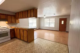 4056 Pecan Ln, Madisonville, TX 77864 - Photo 11