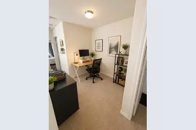203 N Burberry Park Circle, The Woodlands, TX 77382 - Photo 13
