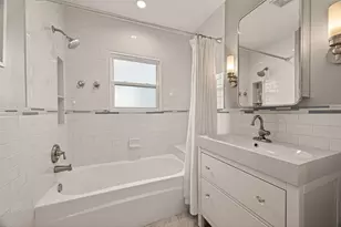645 E 14th St, Houston, TX 77008 - Photo 35