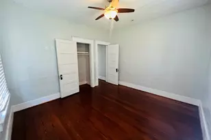 801 University Blvd, Galveston, TX 77550 - Photo 5