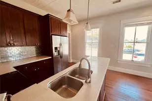 801 University Blvd, Galveston, TX 77550 - Photo 1