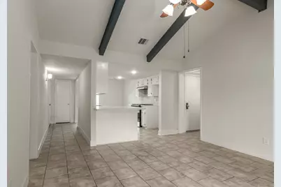 4206 Oak Shadows Drive, Houston, TX 77091 - Photo 7