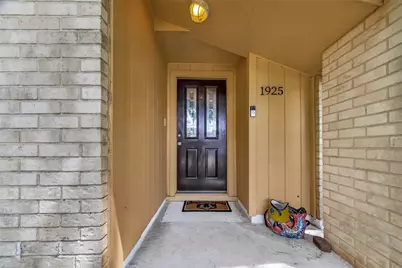 1925 Winding Creek Drive, Pearland, TX 77581 - Photo 3