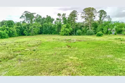 1821 S Victory Drive, Houston, TX 77088 - Photo 3