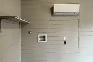 723 N Meyer St, Sealy, TX 77474 - Photo 29