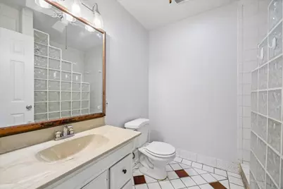 5209 Evergreen Street, Bellaire, TX 77401 - Photo 11