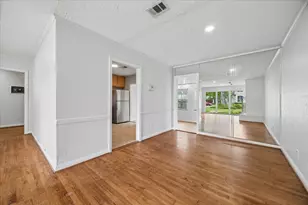 5209 Evergreen St, Bellaire, TX 77401 - Photo 5