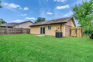 3207 Brookston St, Houston, TX 77045 - Photo 31