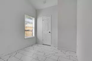 3207 Brookston St, Houston, TX 77045 - Photo 7