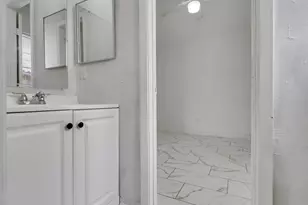 3207 Brookston St, Houston, TX 77045 - Photo 9
