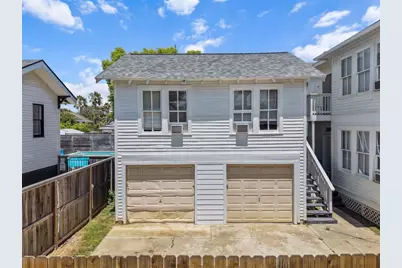 2221 35th Street, Galveston, TX 77550 - Photo 21