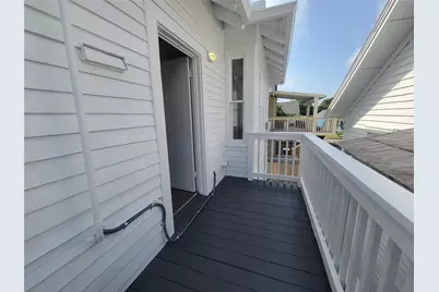 2221 35th Street, Galveston, TX 77550 - Photo 19
