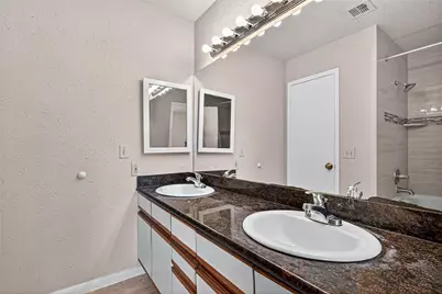 2910 Grants Lake Boulevard #1702, Sugar Land, TX 77479 - Photo 37