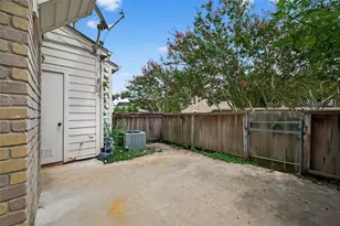 2910 Grants Lake Blvd, Sugar Land, TX 77479 - Photo 39