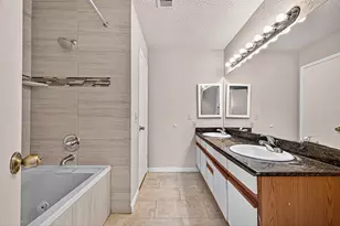 2910 Grants Lake Blvd, Sugar Land, TX 77479 - Photo 35