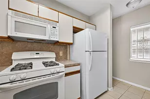 2910 Grants Lake Blvd, Sugar Land, TX 77479 - Photo 19