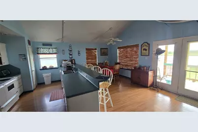 460 616, Sargent, TX 77414 - Photo 9