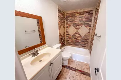 10942 Collingswood Drive, La Porte, TX 77571 - Photo 13