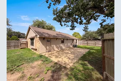 10942 Collingswood Drive, La Porte, TX 77571 - Photo 5